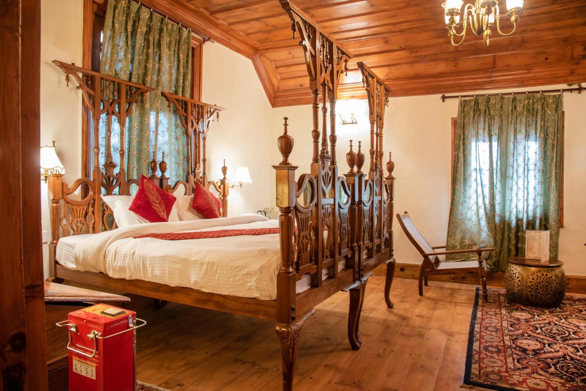 Heritage Villas - Shimla British Resort, Near Mall מראה חיצוני תמונה
